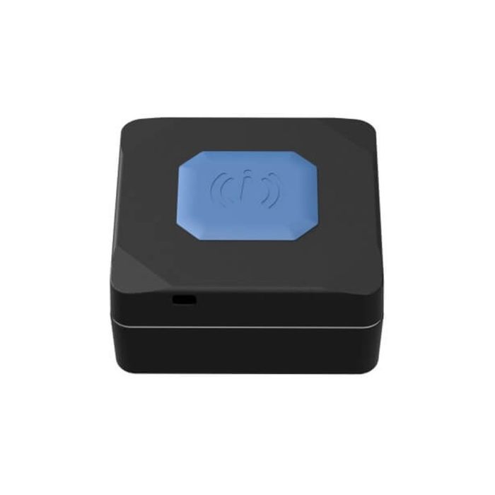 GPS трекер Teltonika TMT250