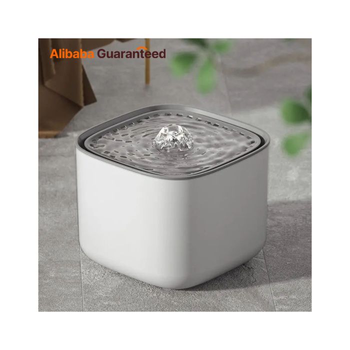Універсальний посуд для тварин Lapka Поїлка water fountain (WF070)