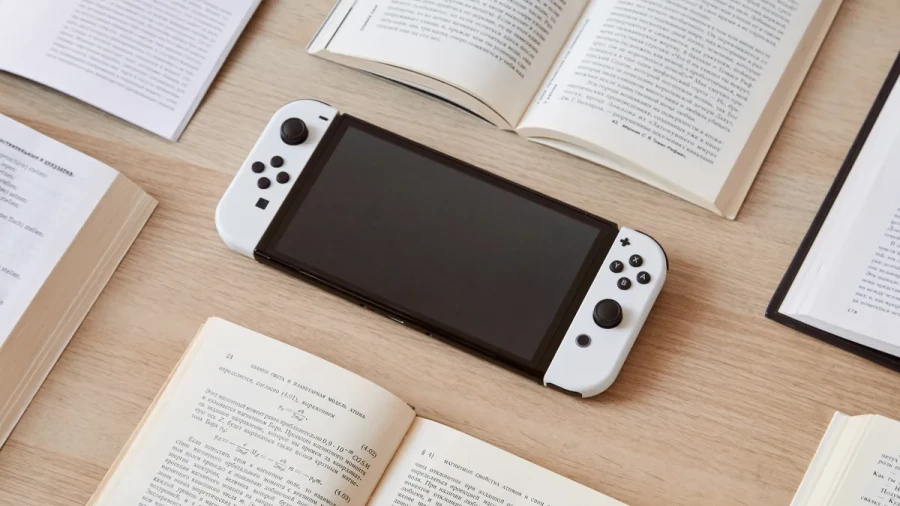 Ігрова консоль Nintendo Switch OLED (біла) (45496883386)