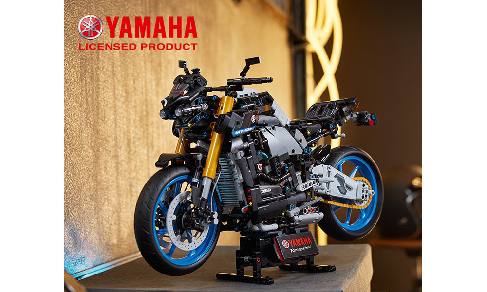 LEGO 42159 Technic Yamaha MT 2022