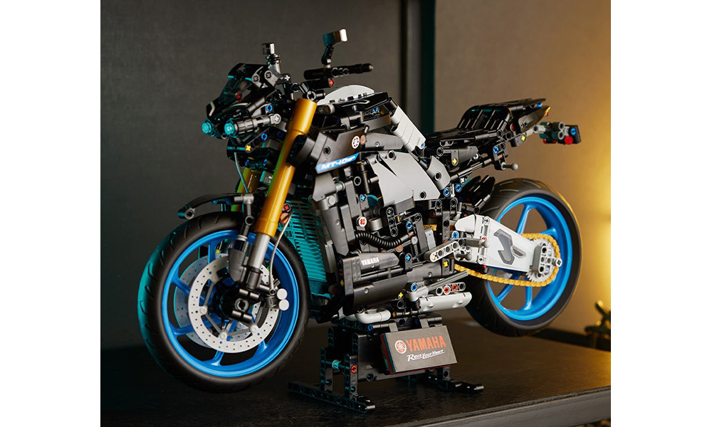 LEGO 42159 Technic Yamaha MT 2022