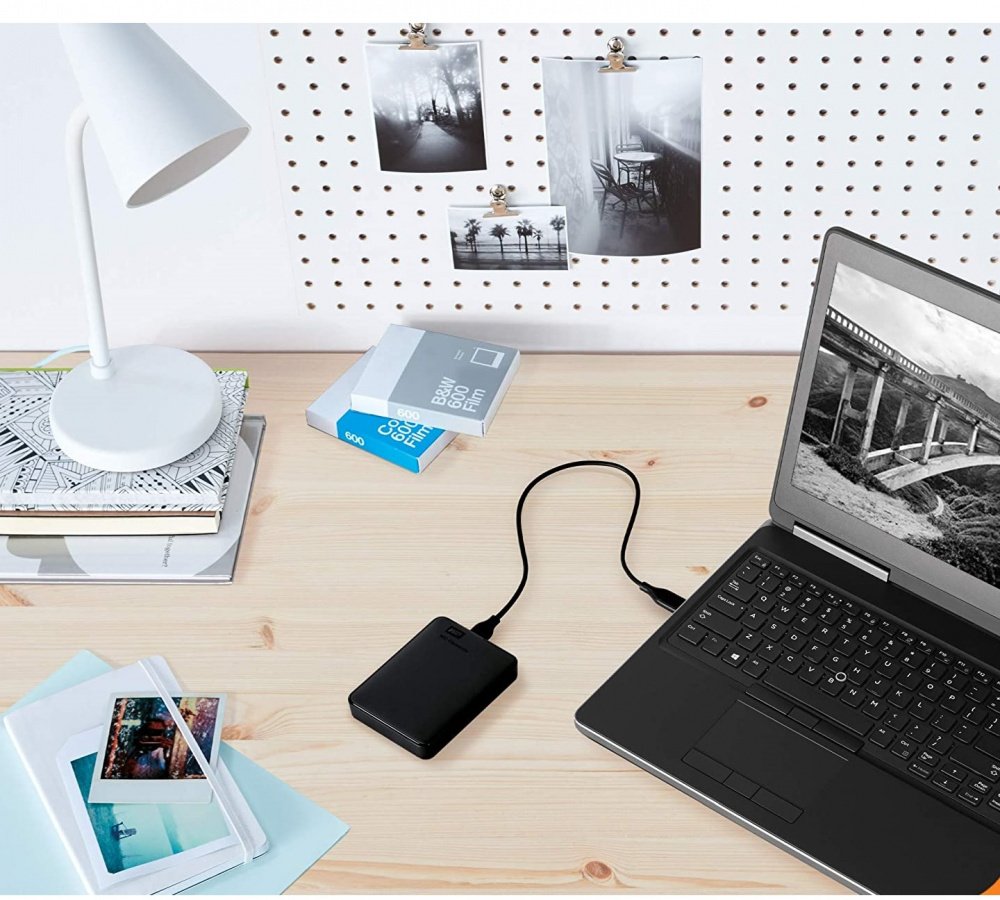 Жорсткий диск WD 2.5″ USB 3.0 4TB Elements Portable (WDBU6Y0040BBK-WESN)