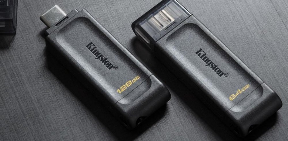 Накопичувач USB-C 3.2 KINGSTON DT70 128GB (DT70/128GB)