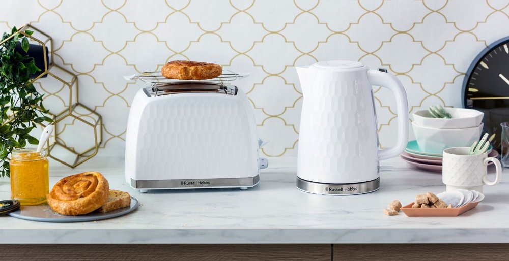 Чайник Russell Hobbs 26050-70 Honeycomb White