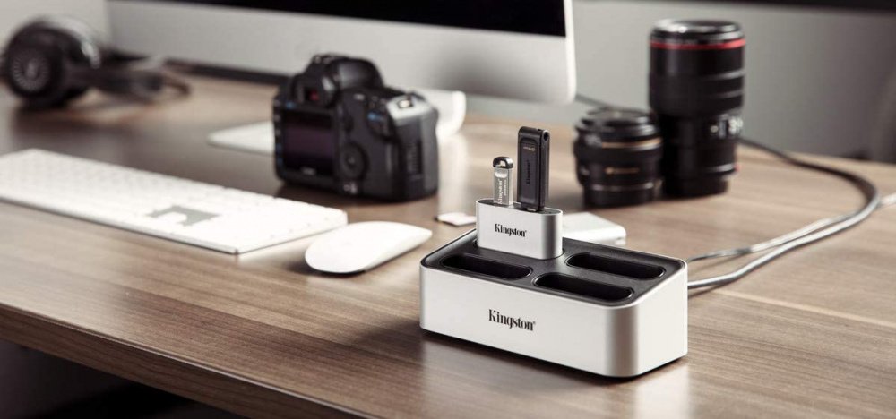 Кардрідер Kingston Workflow Station Dock USB 3.2 Gen2 USB-A/C Hub (WFS-U)