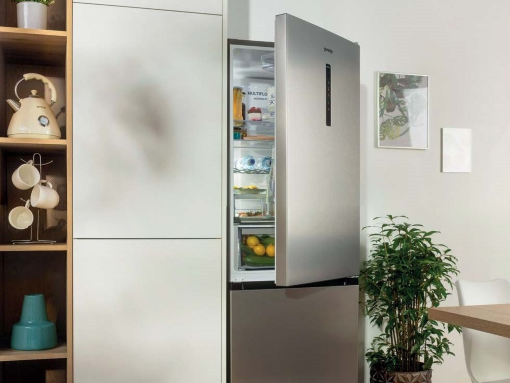 Холодильник Gorenje NRC6204SXL5M