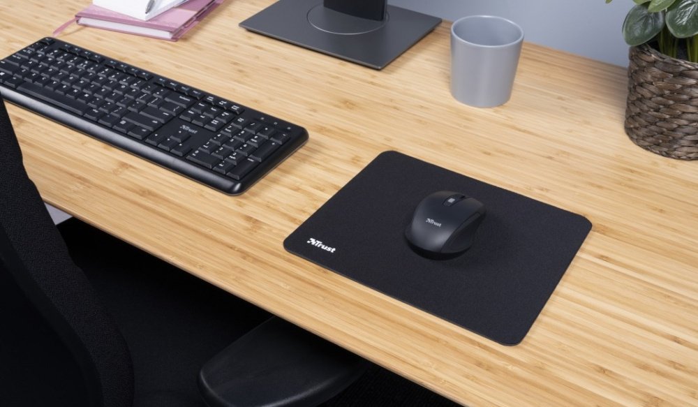 Игровая поверхность Trust Mouse Pad M Black (250*210*3 мм) (24193_TRUST)