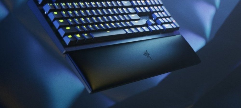 Ігрова клавіатура Razer Huntsman V2 Purple Switch RU Black (RZ03-03931300-R3R1)