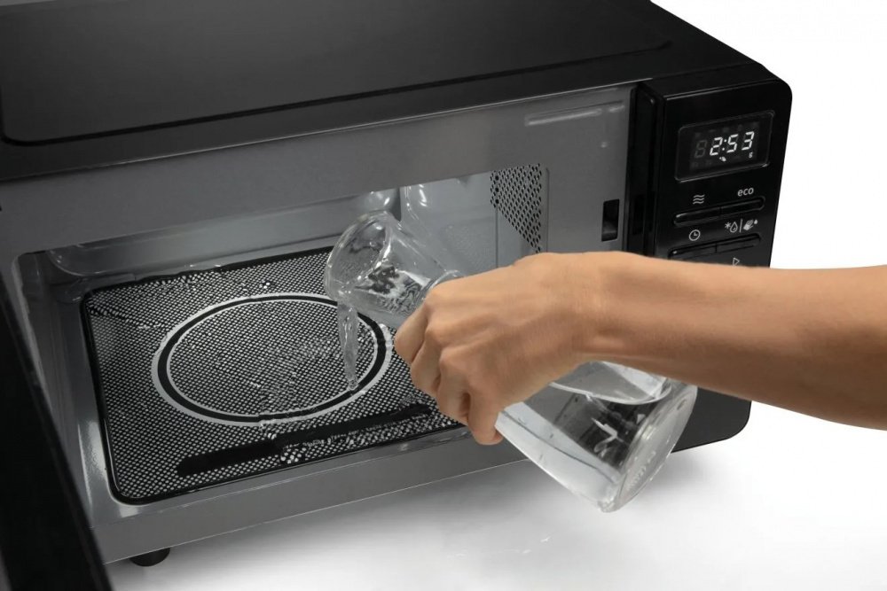 Мікрохвильова піч Gorenje MO20S4BC