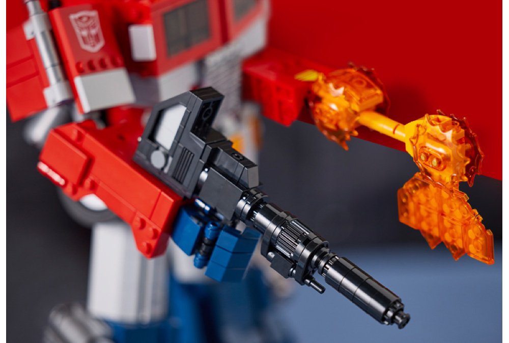 LEGO 10302 Icons Optimus Prime