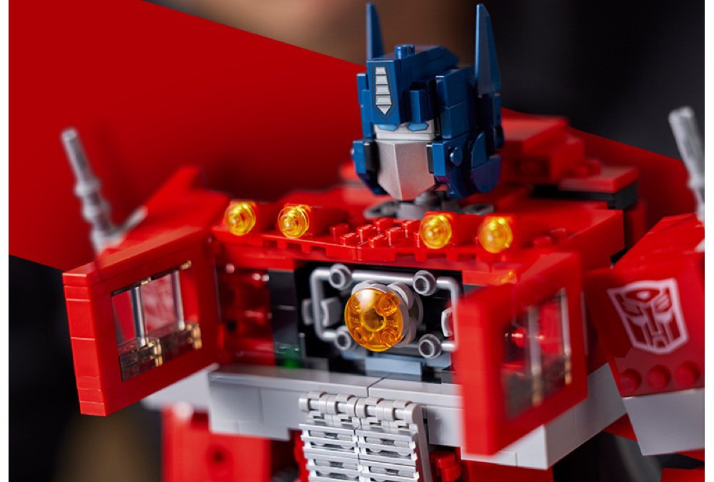 LEGO 10302 Icons Optimus Prime