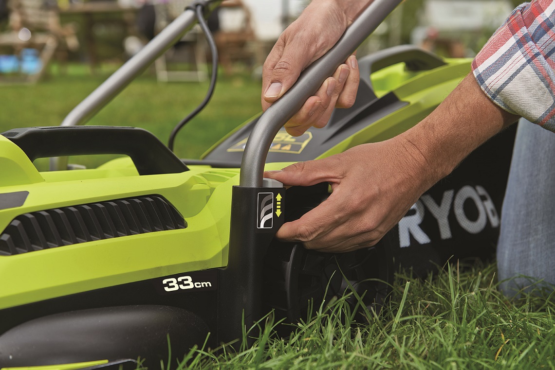 Газонокосилка электрическая Ryobi RLM13E33S 1300Вт 35л