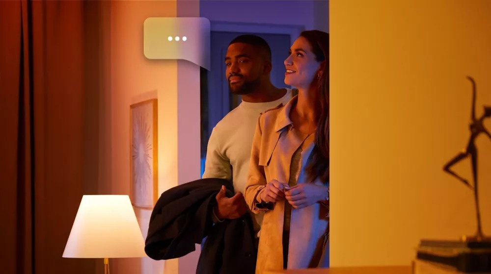 Стрічка світлодіодна розумна Philips Hue Gradient, 0.5W(20Вт), 2000K-6500K, RGB, базовий комплект (929002994901)