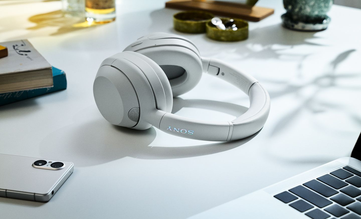 Навушники Bluetooth Sony Over-ear ULT WEAR Off White (WHULT900NW.CE7)