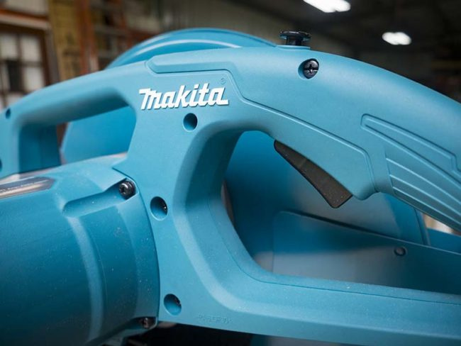 Монтажна пила Makita LW1400