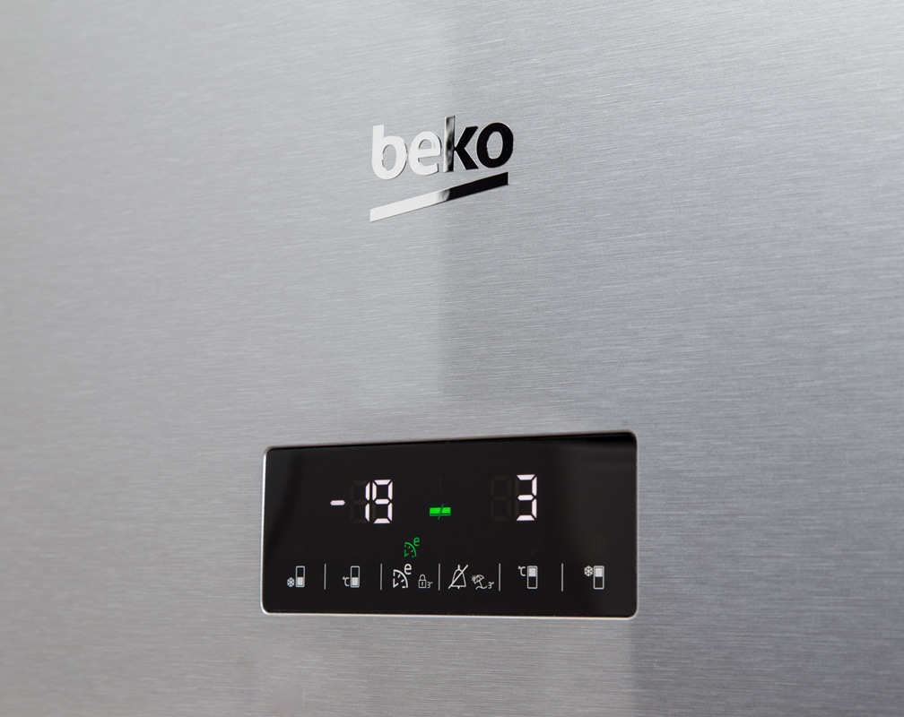 Холодильник Beko RCNA386E30ZXB