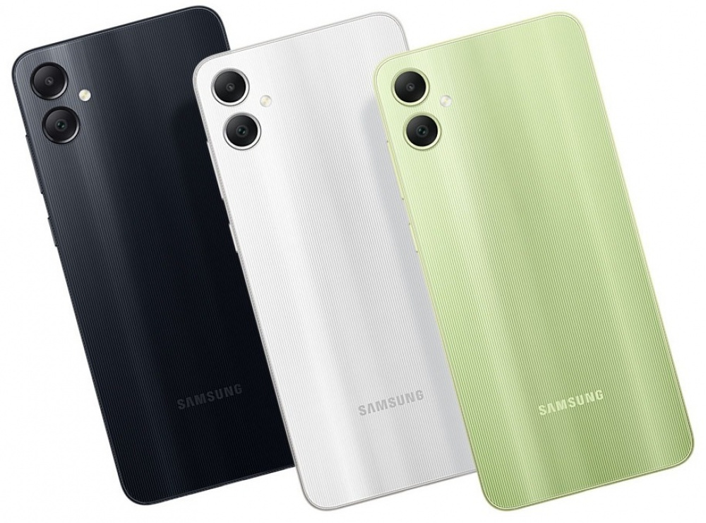 Смартфон Samsung Galaxy A05 4/128Gb Silver (SM-A055FZSGSEK)