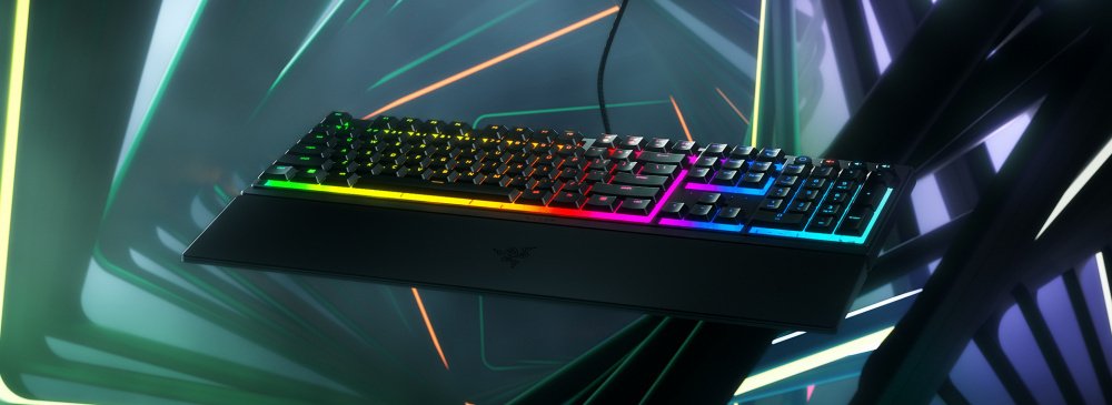 Ігрова клавіатура Razer Ornata V3 RGB 104key Mecha-Membrane Switch USB RU Black (RZ03-04460800-R3R1)