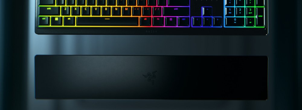 Ігрова клавіатура Razer Ornata V3 RGB 104key Mecha-Membrane Switch USB RU Black (RZ03-04460800-R3R1)