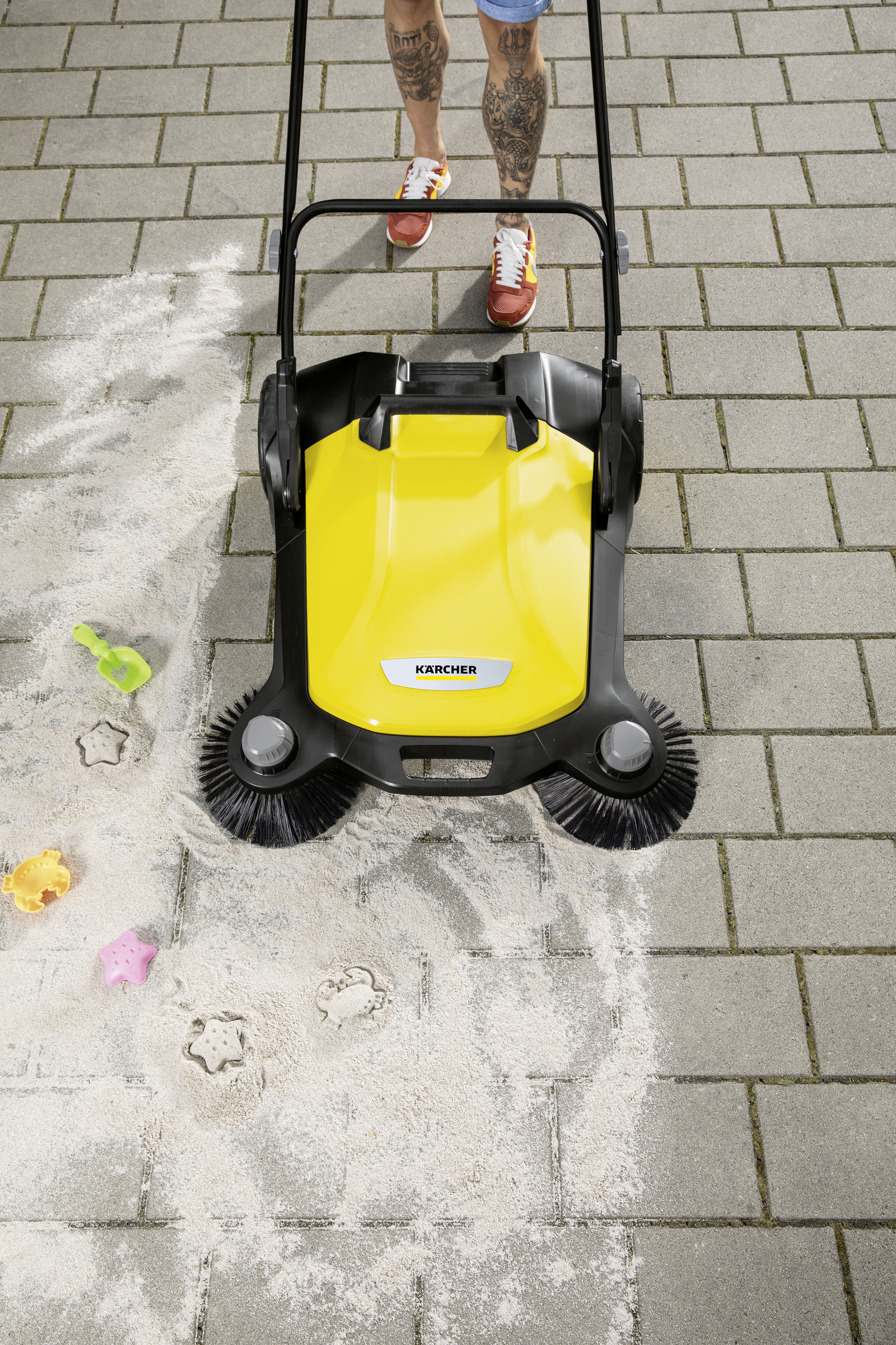 Підмітальна машина Karcher S 6 Twin, ручна, захват 86см, контейнер 38л, 14.8кг