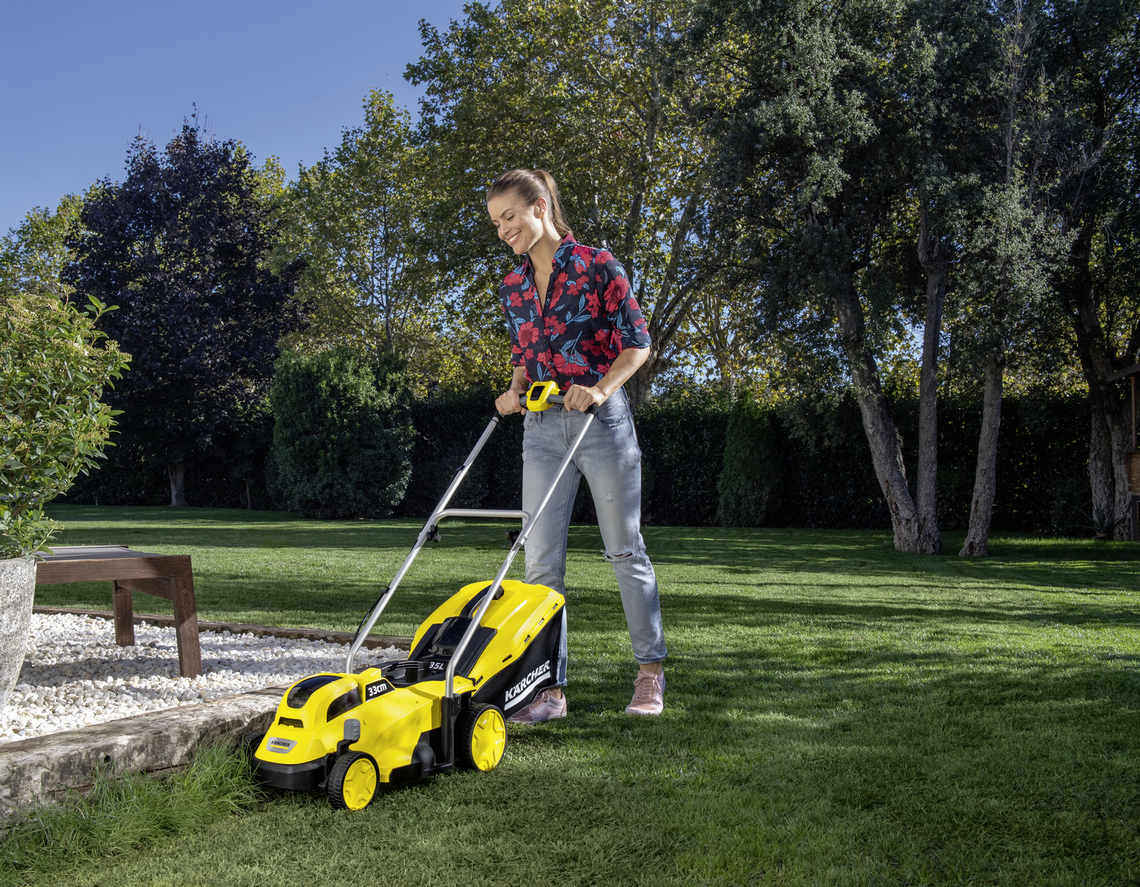 Газонокосилка аккумуляторная Karcher LMO 18-33