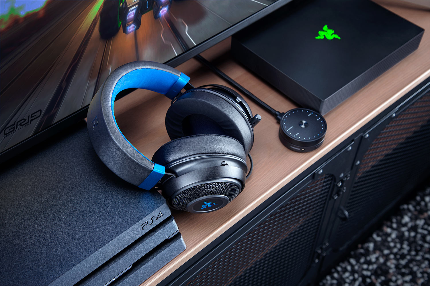 Ігрова гарнітура Razer Kraken for Console (RZ04-02830500-R3M1)