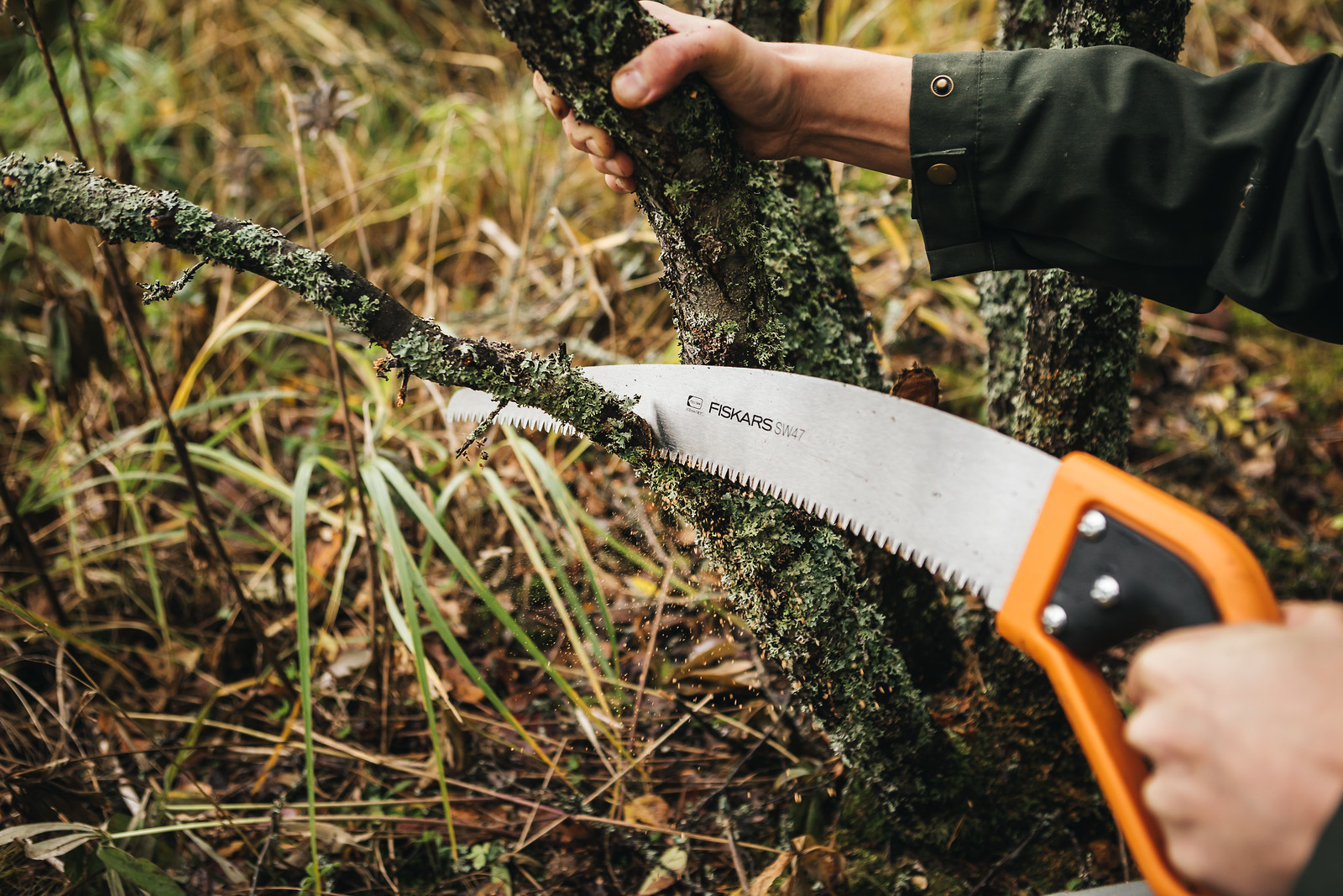 Пила садова Fiskars SW47, D-подібна ручка, 65см, 0.5кг