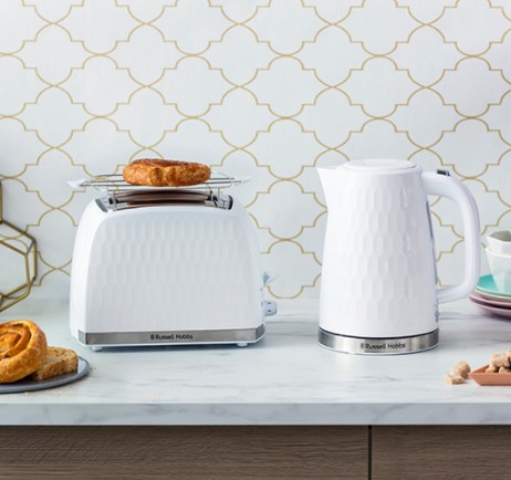 Чайник Russell Hobbs 26050-70 Honeycomb White