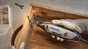 Багатофункціональний інструмент гравер Dremel 4250 3-45, 45 насадок + гнучкий вал