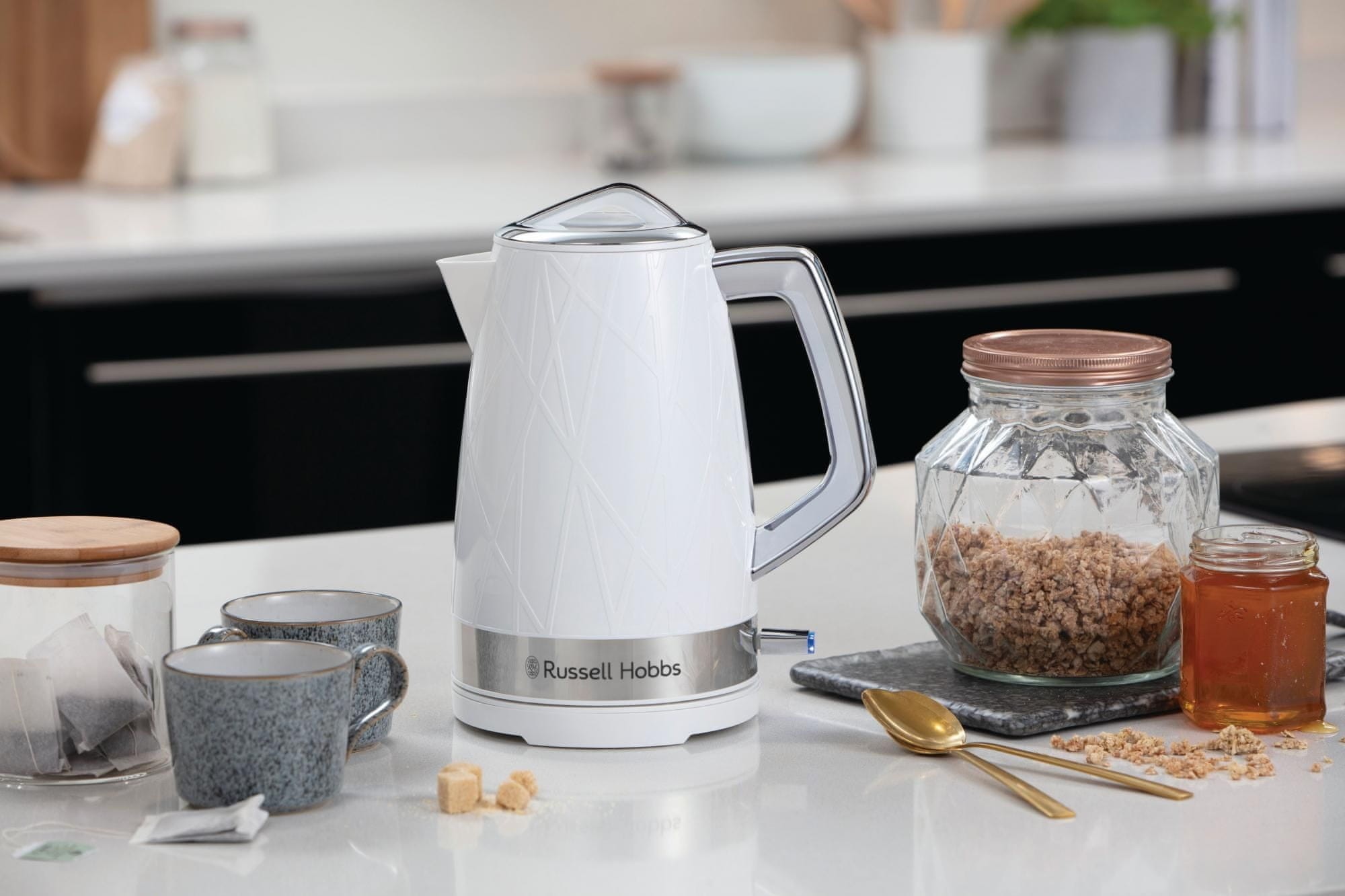 Електрочайник Russell Hobbs Structure 28080-70