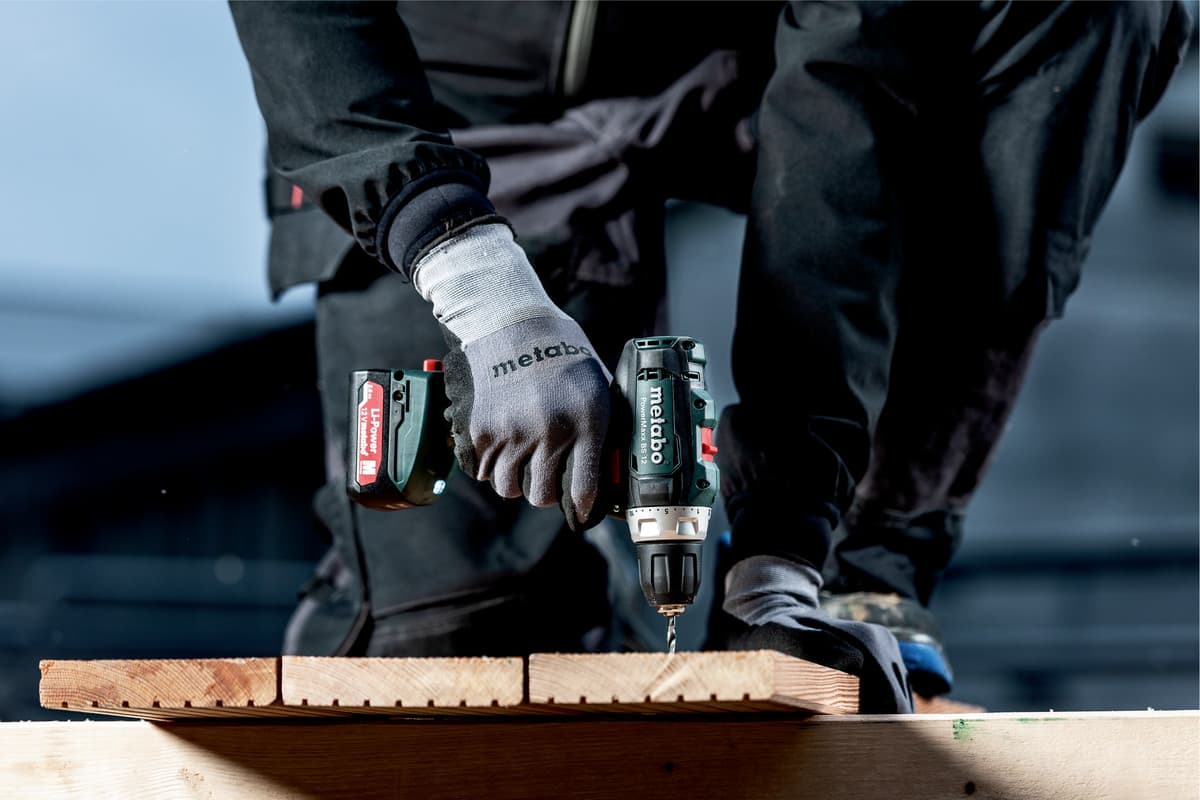 Аккумуляторная шуруповерт-дрель Metabo PowerMaxx BS 12