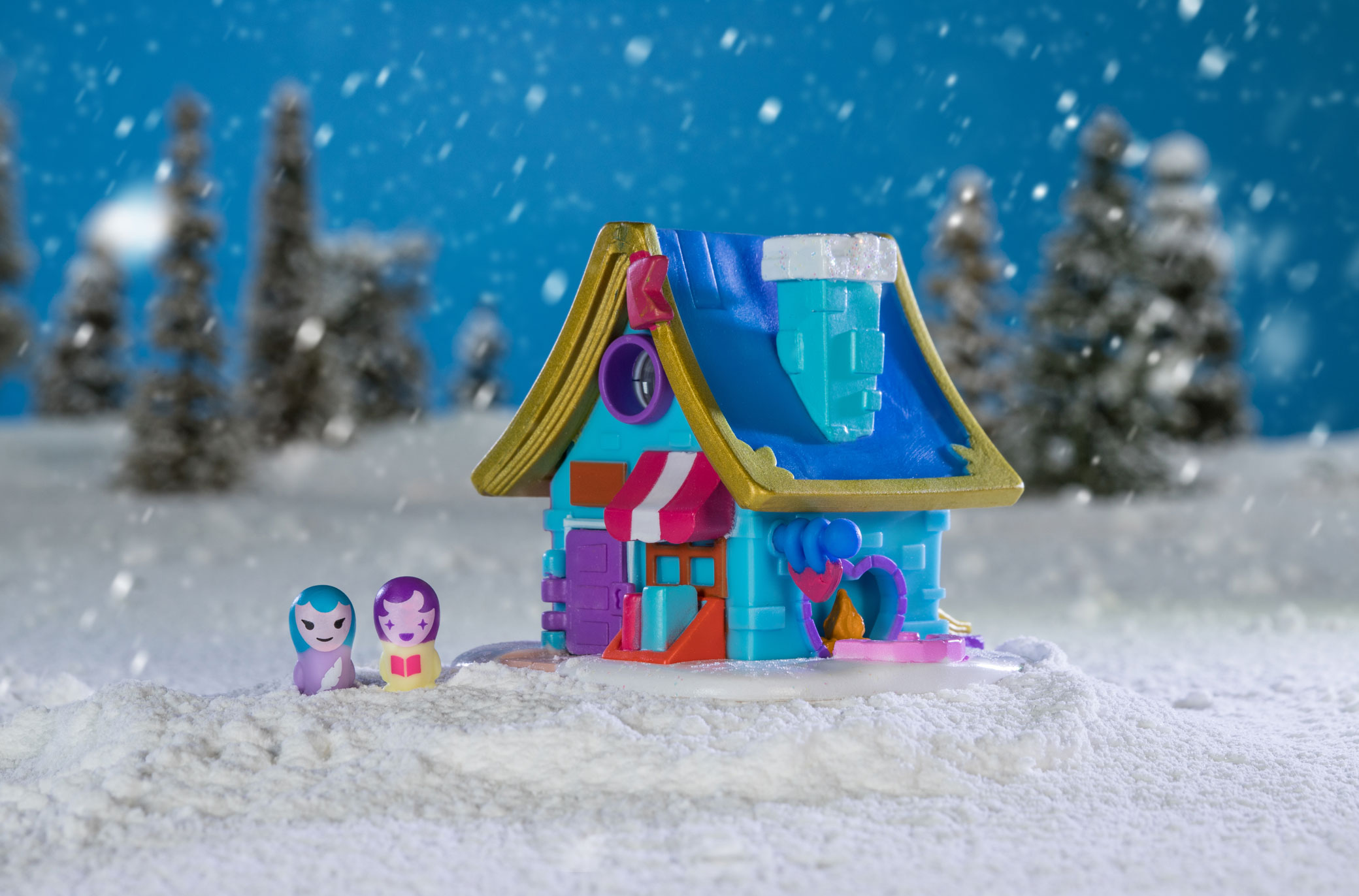 Игровая фигурка Nanables Small House Зимняя страна чудес, Книжный магазин "У камина"