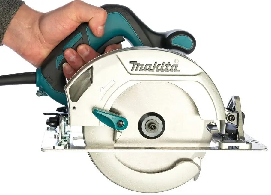 Пила дисковая Makita HS6601