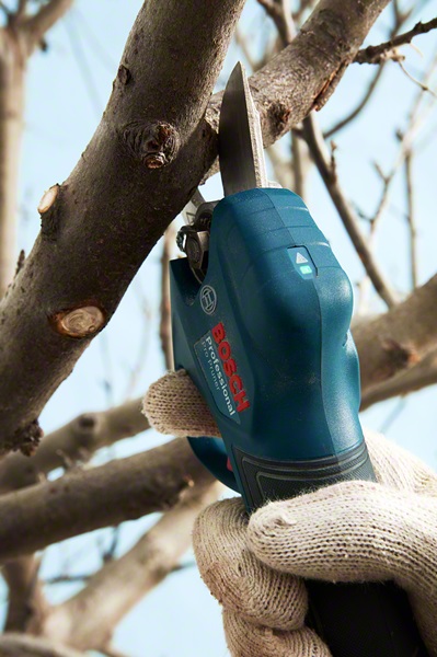 Секатор Bosch Pro Pruner АКУМУЛЯТОРНИЙ SOLO без АКБ і ЗП (0.601.9K1.020)