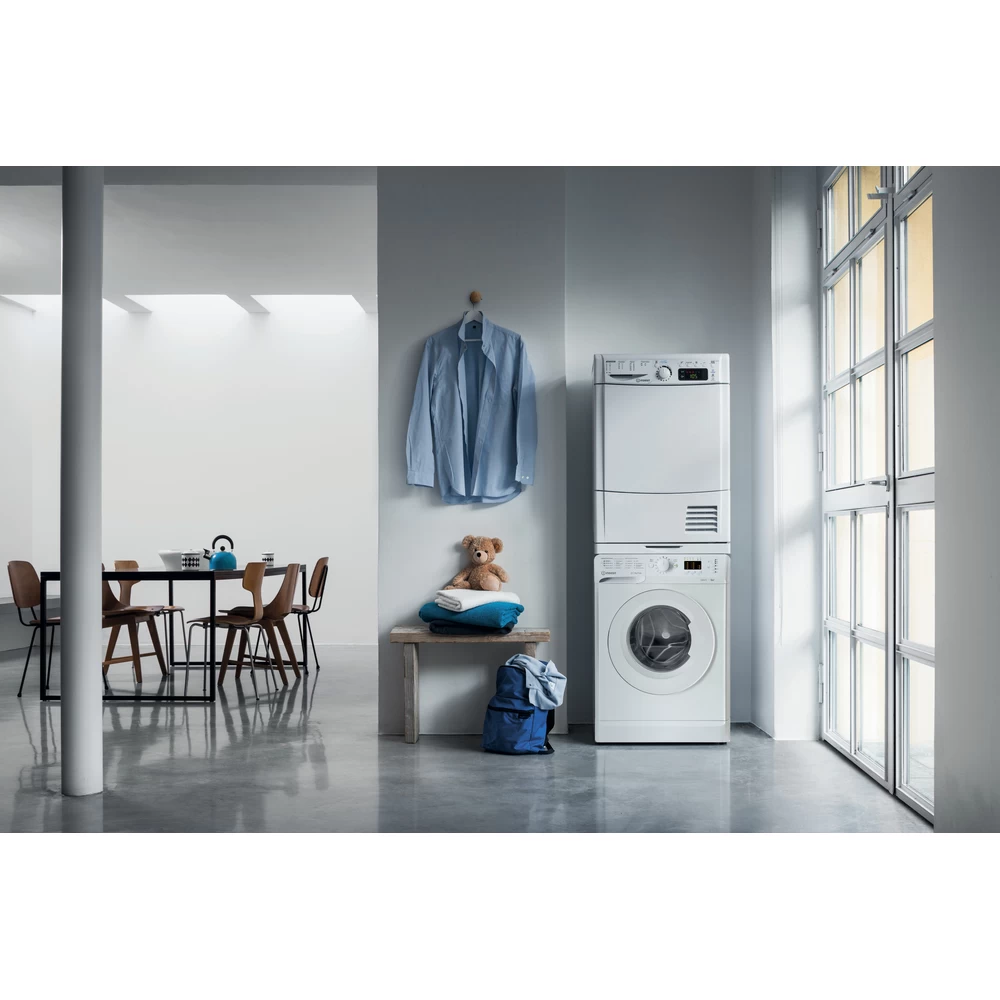 Стиральная машина Indesit OMTWSA61052WUA