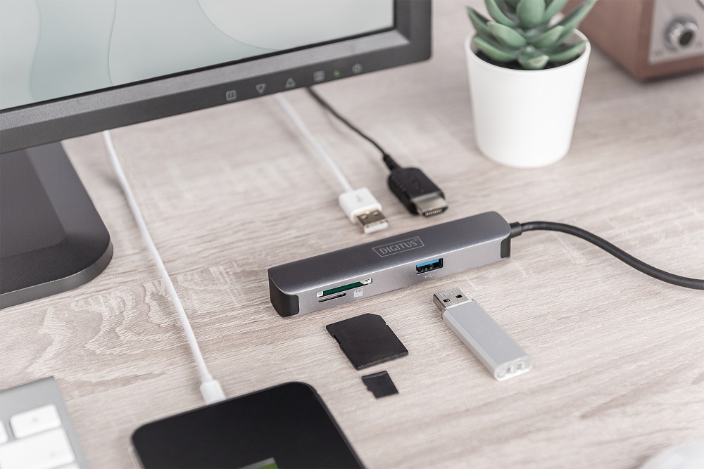 USB хаб DIGITUS Travel USB-C, 5 Port (DA-70891)