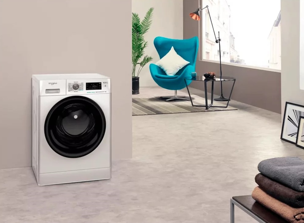 Стиральная машина Whirlpool FFB8248BVUA