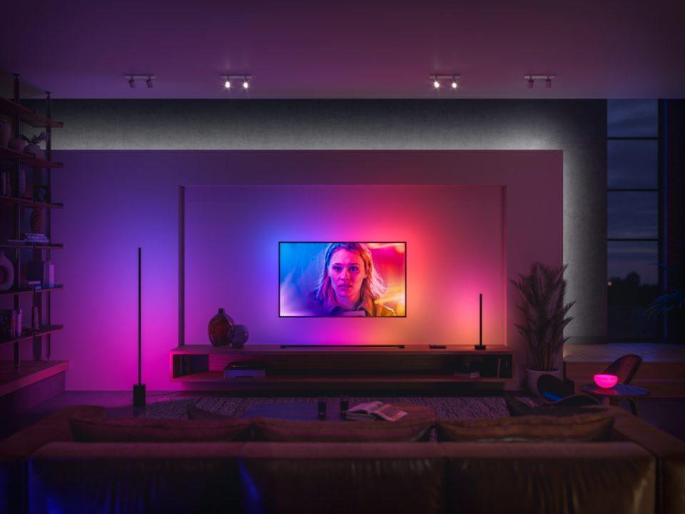 Торшер розумний Philips Hue Signe 2000-6500K RGB Gradient Bluetooth (915005987201)