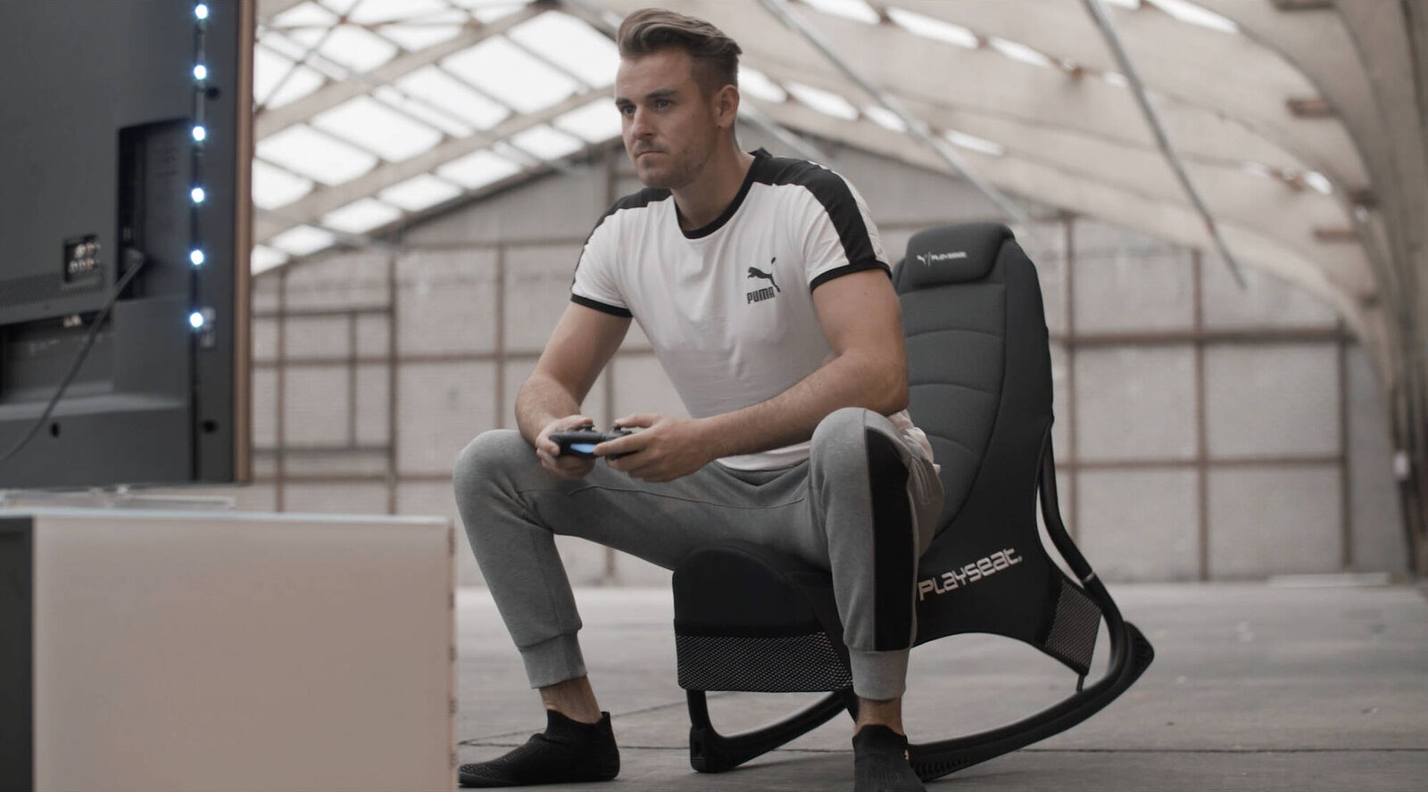 Консольне крісло Playseat PUMA Edition - Black