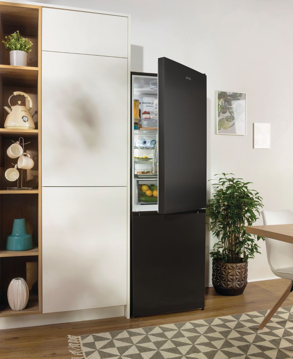 Холодильник Gorenje NRK6192ABK4