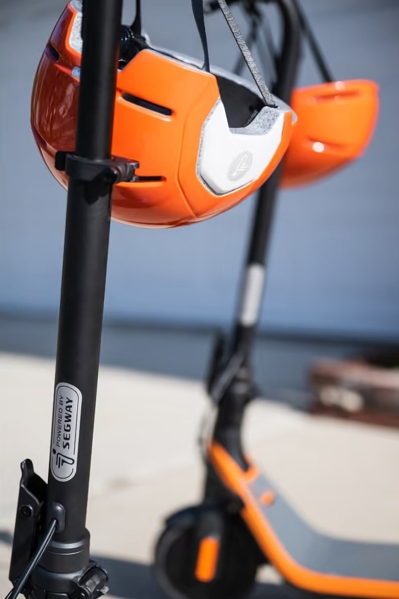 Електросамокат Segway-Ninebot C2, Orange