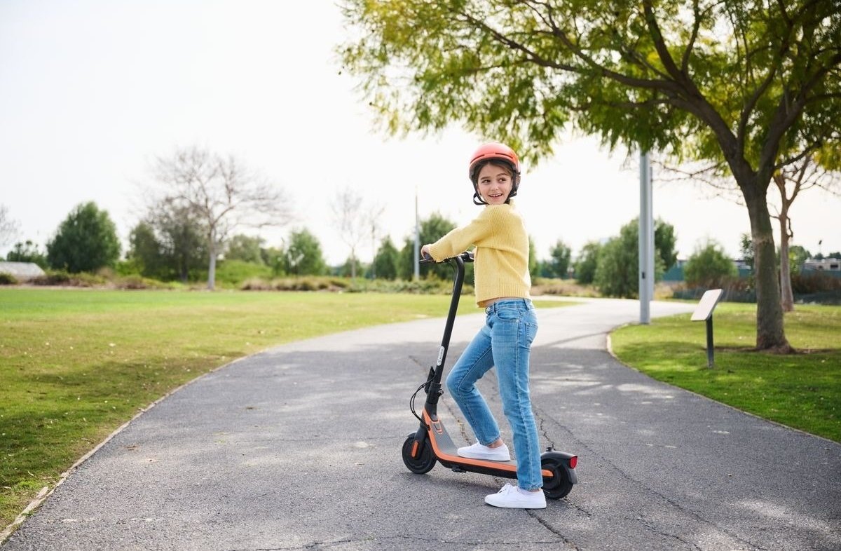 Електросамокат Segway-Ninebot C2, Orange