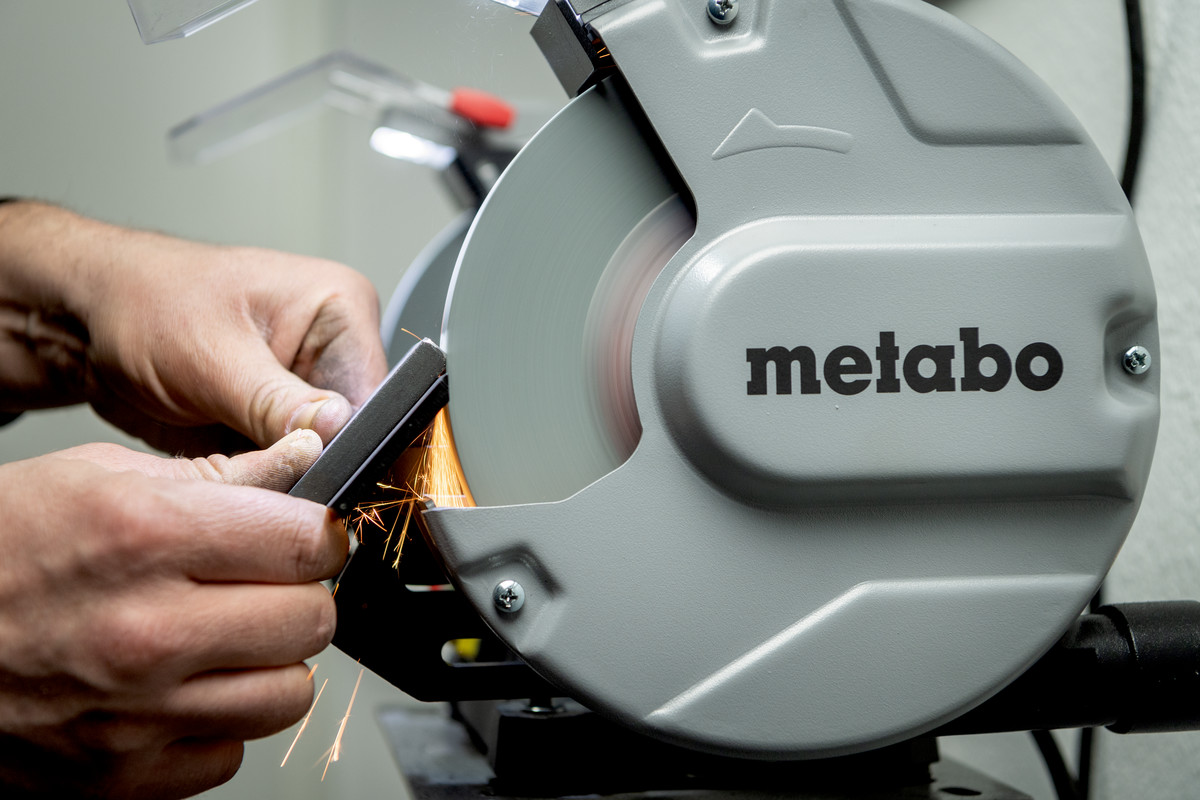 Верстат заточувальний Metabo DSD 200 PLUS, 750Вт, коло 200x25, 2980об/хв, 17.8кг