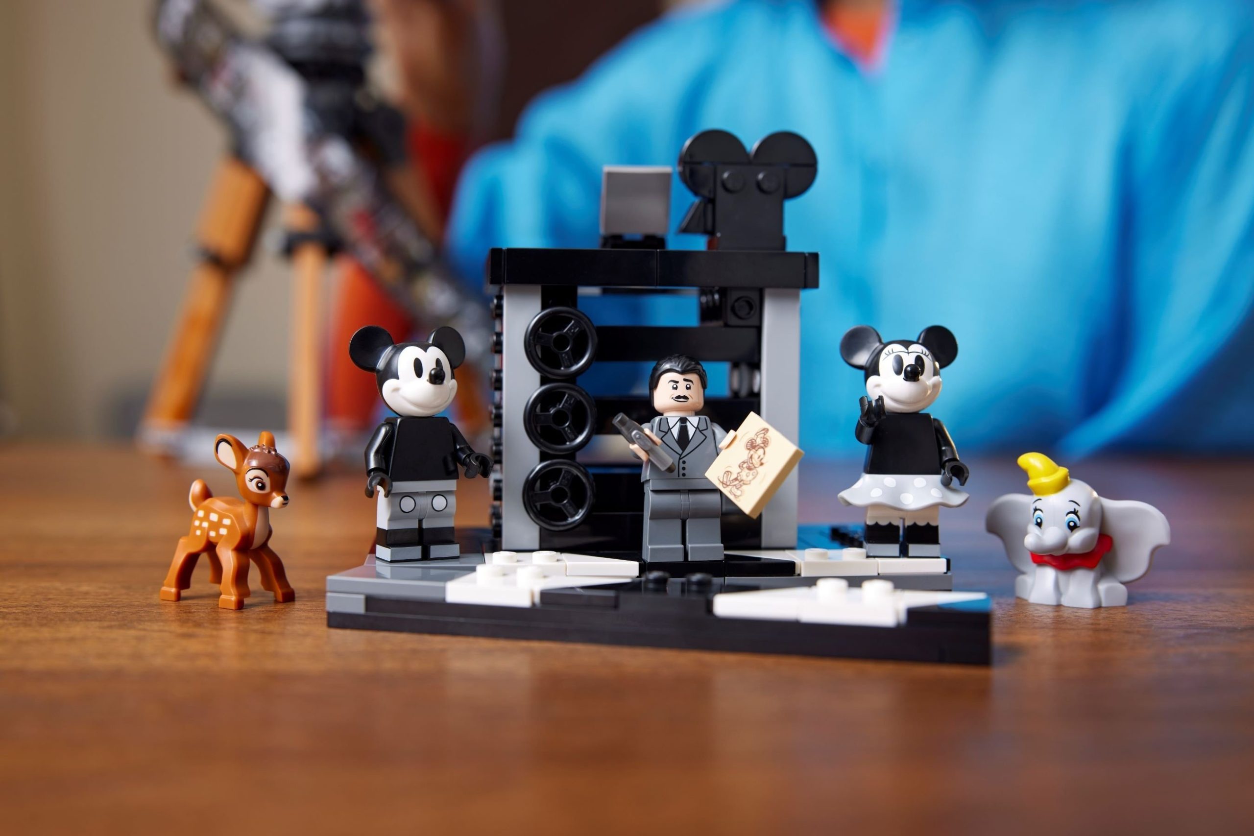 LEGO 43230 Disney Камера вшанування Уолта Діснея