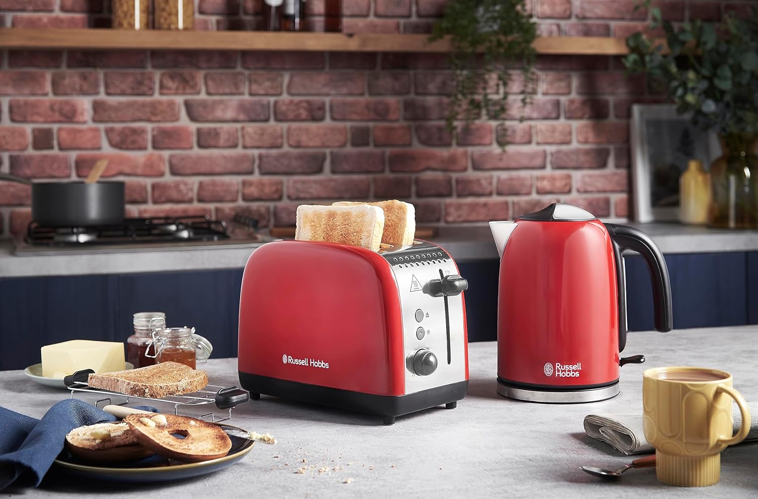 Тостер Russell Hobbs Colours Plus 26554-56 Red