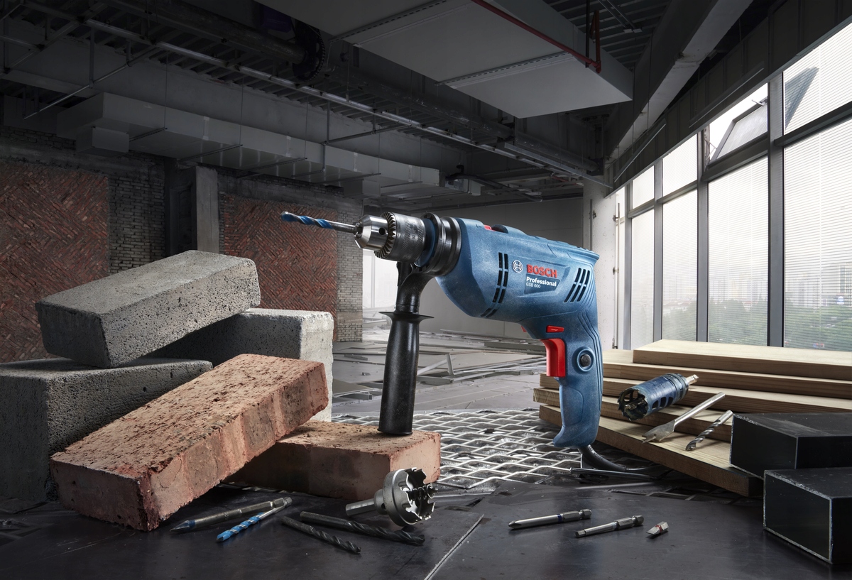 Дриль ударний Bosch Professional GSB 600, 600Вт, ШЗП 1-10 мм, 3000 об/хв, 48000 уд/хв, 1.7кг