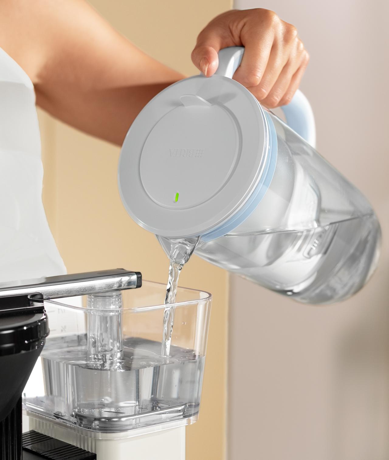 Фільтр-глечик Brita Glass Jug One, скляний, 2.5л, синій (1050452)