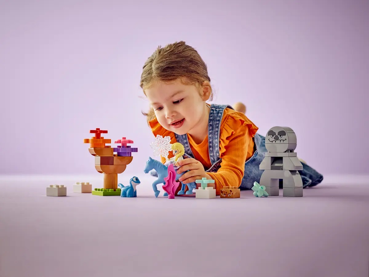 LEGO 10418 DUPLO Disney Ельза та Бруні в Зачарованому лісі