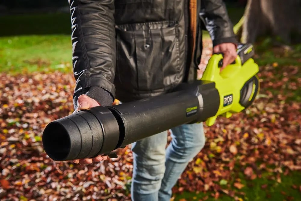 Повітродув садовий акумуляторний Ryobi Ryobi RY36BLXB-0, 36В MAX POWER, 306 км/год, 1240 м.куб/год, 3кг без АКБ та ЗП