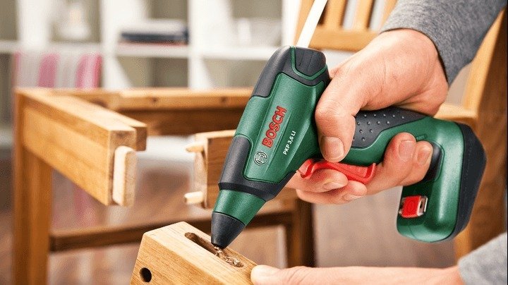 Пістолет клейовий Bosch PKP 3,6 LI, 3.6В, стрижень 7х150мм, 0.3кг (0603264620)